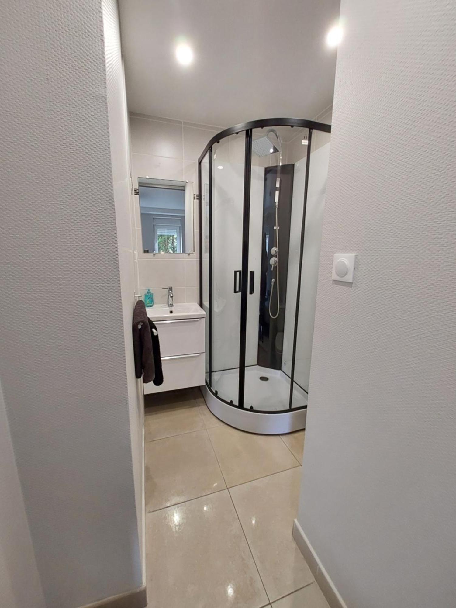 Les Appartements Sur Pompidou - 7 Appartements Neufs Societe Selogerametz Com Екстериор снимка
